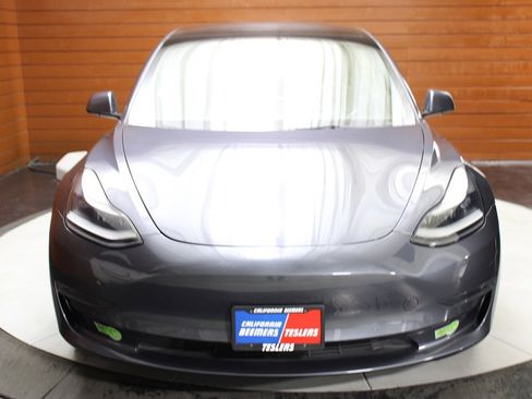 Used 2022 Tesla Model 3 Long Range AWD/4WD image 2