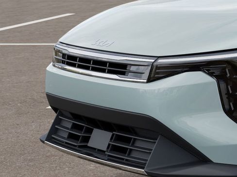 New 2025 Kia K4 EX image 12