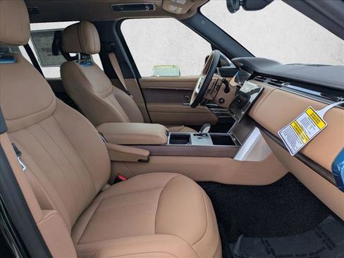 New 2026 Land Rover Range Rover SE AWD/4WD image 17