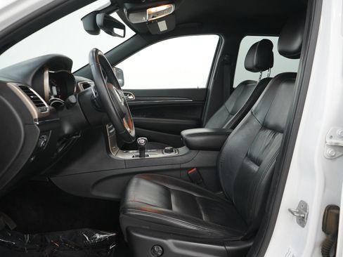 Used 2014 Jeep Grand Cherokee Limited AWD/4WD image 24