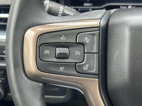 Used 2023 Chevrolet Suburban High Country AWD/4WD image 29