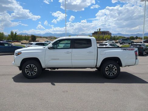 Used 2023 Toyota Tacoma TRD Sport AWD/4WD image 6