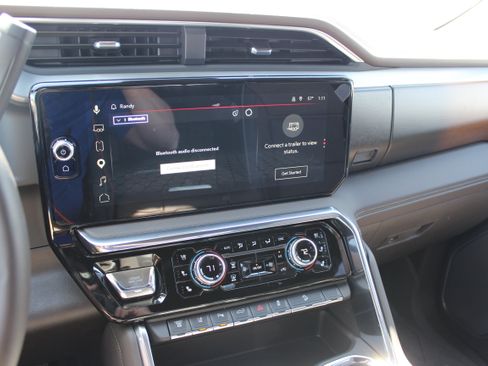 Used 2025 GMC Sierra 3500 Denali AWD/4WD image 13