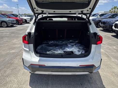New 2026 BMW X1 xDrive28i w/ Convenience Package AWD/4WD image 12