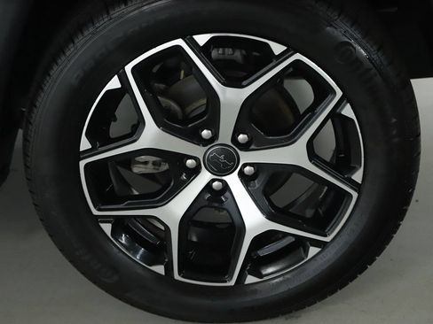 Used 2025 Jeep Compass Limited AWD/4WD image 46