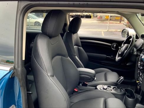 Used 2024 MINI Cooper SE image 12