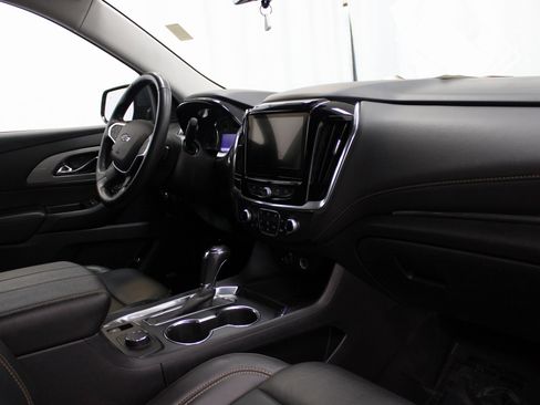 Used 2020 Chevrolet Traverse RS w/ LPO, Floor Liner Package image 29