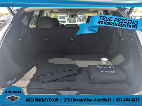 Used 2025 Nissan Murano Platinum AWD/4WD image 13