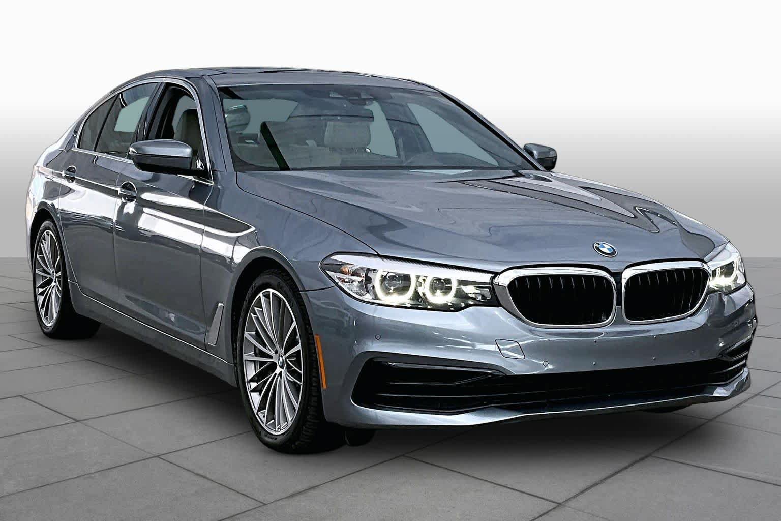 Used 2019 BMW 530i w/ Convenience Package RWD image 3