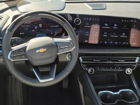 New 2026 Chevrolet Traverse High Country FWD image 13