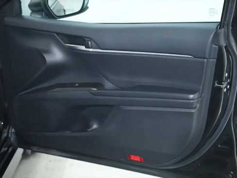 Certified 2023 Toyota Camry LE FWD image 33
