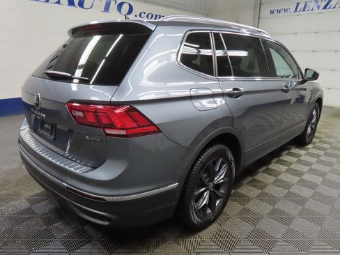 Used 2022 Volkswagen Tiguan SE image 4