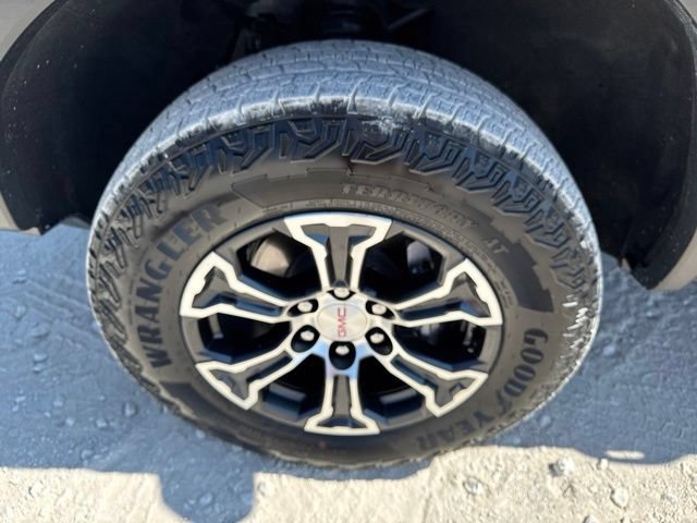 Used 2025 GMC Canyon AT4 AWD/4WD image 29