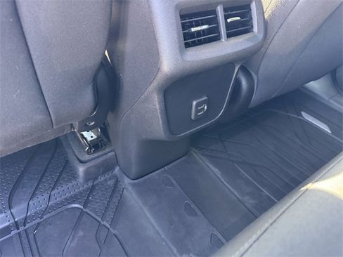 Certified 2019 Chevrolet Equinox LT image 10