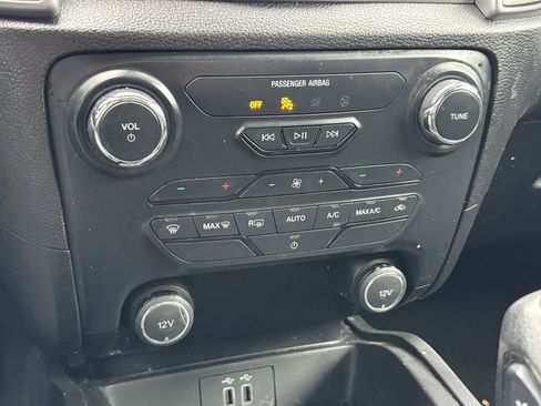 Used 2020 Ford Ranger XLT w/ Equipment Group 301A Mid image 9