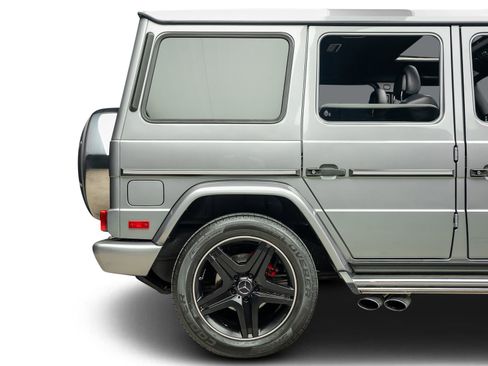 Used 2015 Mercedes-Benz G 63 AMG 4MATIC image 34
