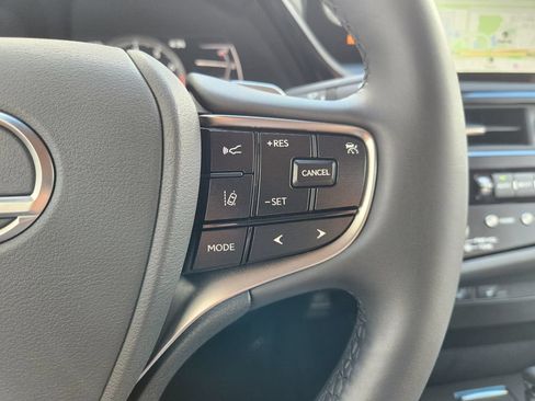 Certified 2025 Lexus ES 350 w/ Premium Package FWD image 29