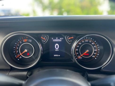 Used 2023 Jeep Wrangler Sport AWD/4WD image 11