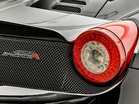 Certified 2015 Ferrari 458 Speciale A RWD image 32