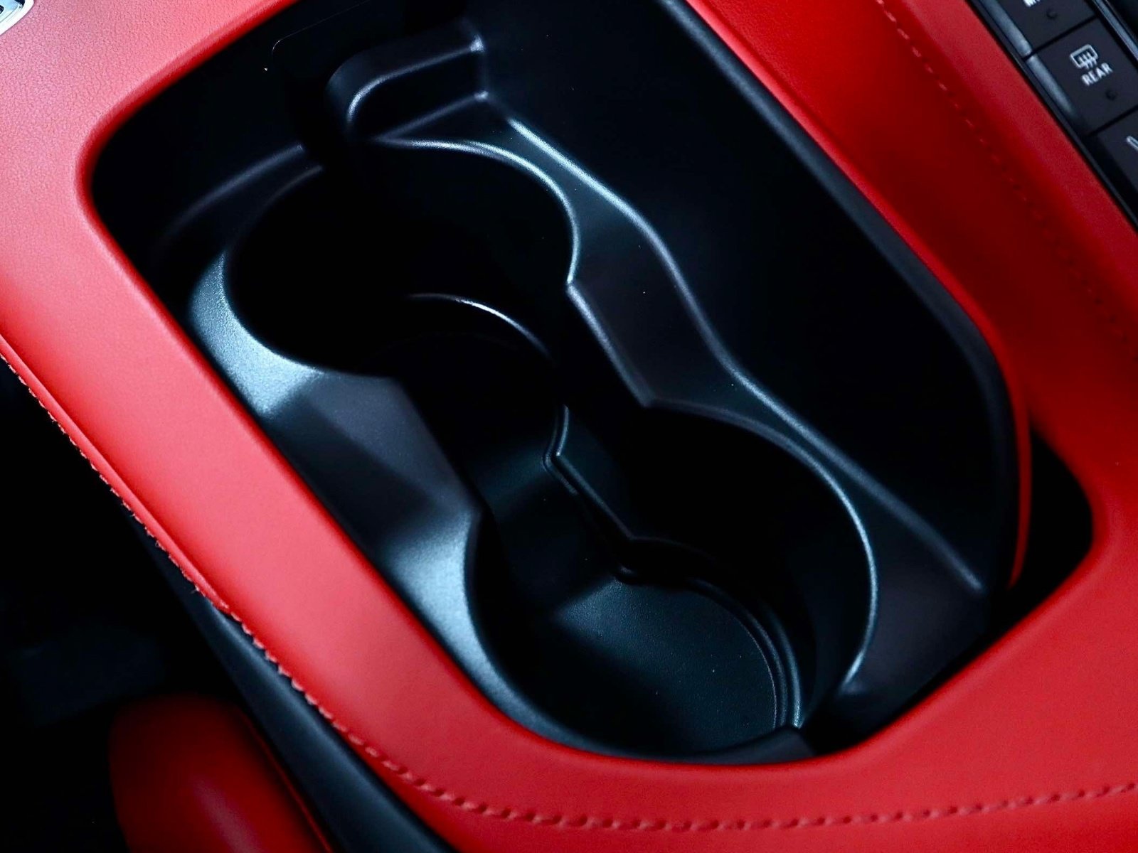 Used 2025 Chevrolet Corvette Z06 RWD image 32