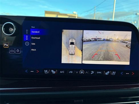 New 2026 Chevrolet Traverse RS image 21