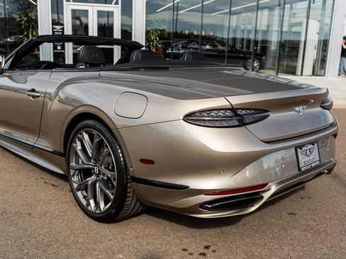 Used 2025 Bentley Continental GT Speed image 9