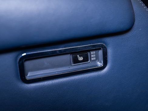 Used 2011 Rolls-Royce Phantom Sedan RWD image 76