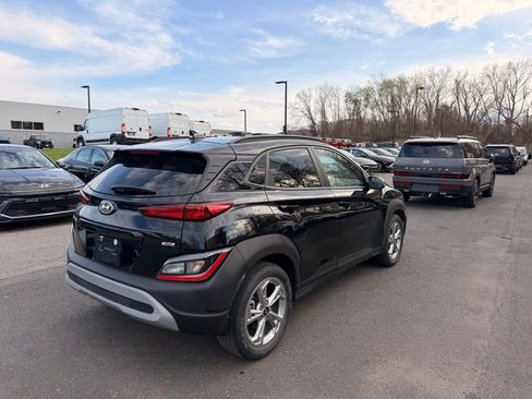 Certified 2023 Hyundai Kona SEL w/ Convenience Package AWD/4WD image 3