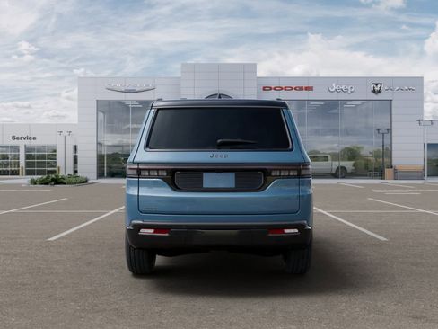 New 2026 Jeep Grand Wagoneer Summit image 7