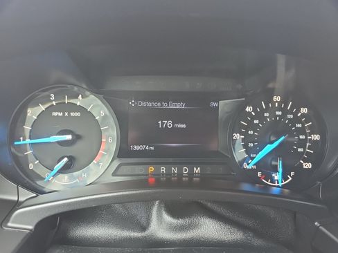 Used 2017 Ford Expedition XLT AWD/4WD image 11