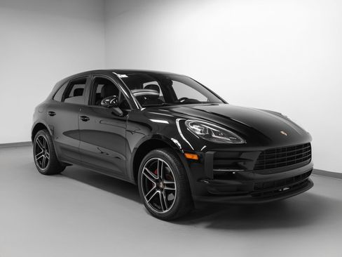 Certified 2020 Porsche Macan AWD/4WD image 10