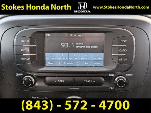 Used 2017 Kia Soul + image 18