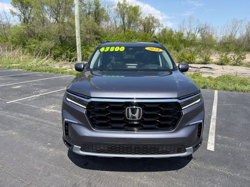 Used 2024 Honda Pilot Elite image 11