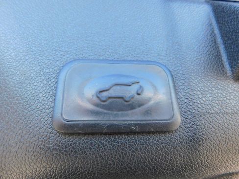 Used 2016 GMC Acadia Denali AWD/4WD image 6