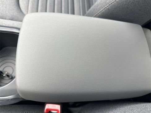 New 2025 Kia K4 EX image 33