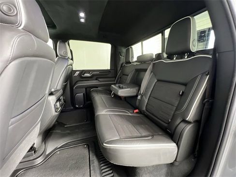 Used 2024 GMC Sierra 2500 AT4X image 26