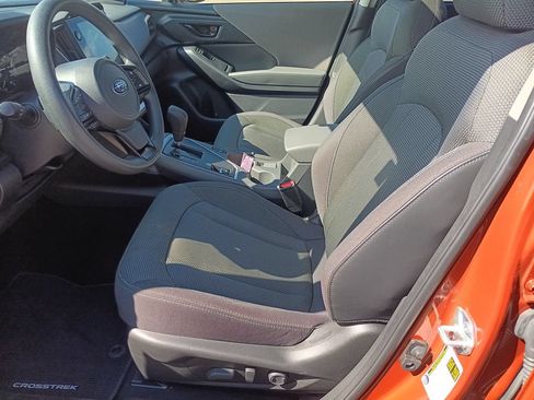Used 2024 Subaru Crosstrek 2.0i Premium AWD/4WD image 17