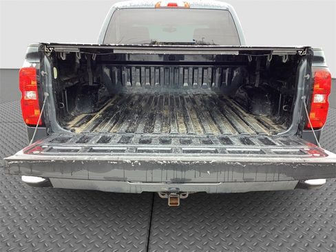 Used 2018 Chevrolet Silverado 1500 LT w/ All Star Edition image 32