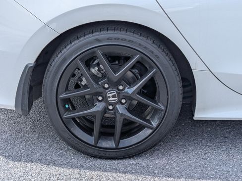 Used 2023 Honda Civic Sport image 10