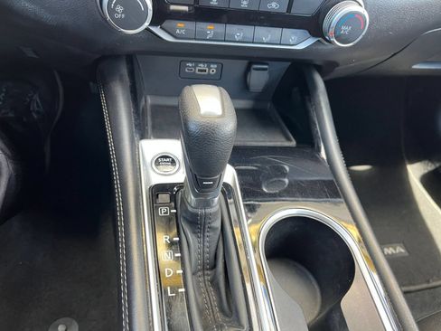 Used 2023 Nissan Altima 2.5 SV FWD image 39