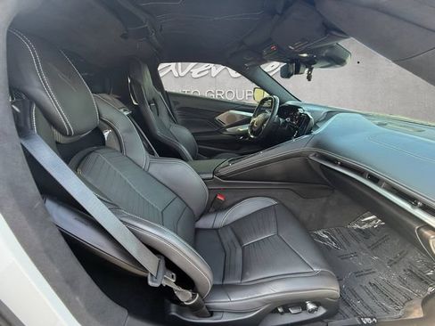 Used 2025 Chevrolet Corvette Z06 w/ Z07 Performance Package RWD image 24