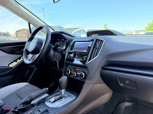 Used 2020 Subaru Crosstrek 2.0i AWD/4WD image 13