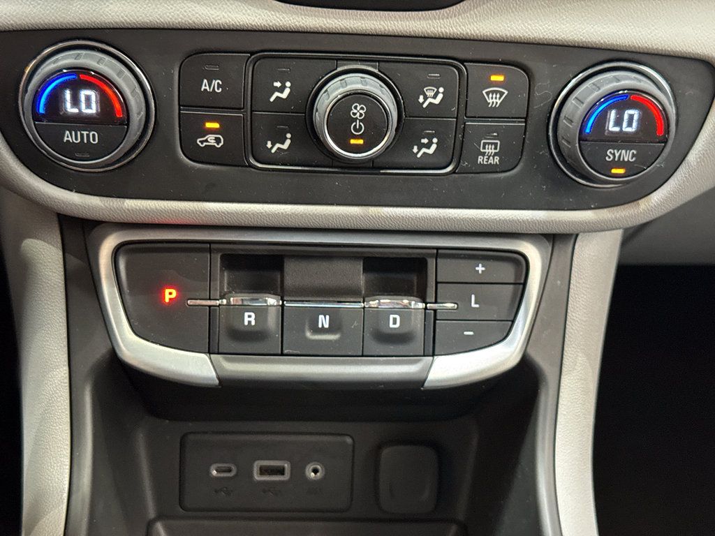 Used 2023 GMC Terrain SLE w/ Driver Convenience Package FWD image 35