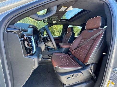 New 2026 GMC Sierra 2500 Denali Ultimate image 5