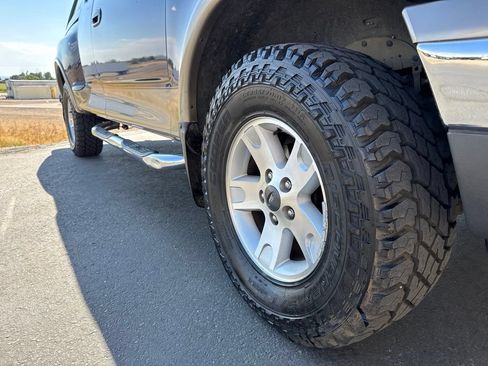 Used 2002 Ford F150 Lariat AWD/4WD image 7