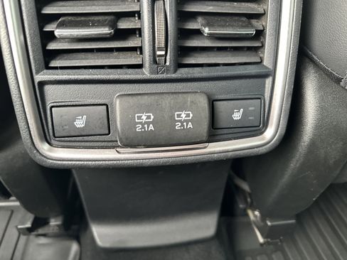 Used 2020 Subaru Forester Touring image 33