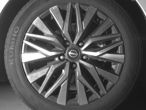 Used 2025 Nissan Altima 2.5 SV image 13