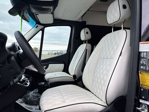 New 2025 Mercedes-Benz Sprinter 3500 image 22