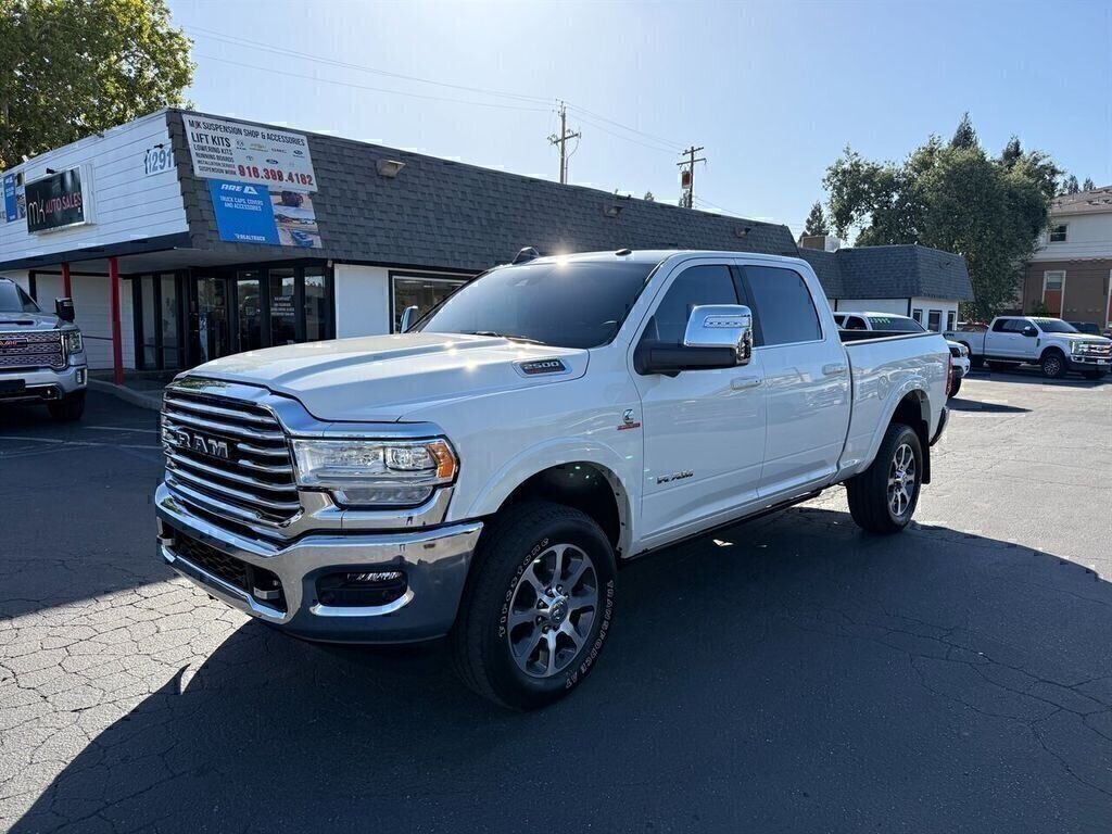 Used 2024 RAM 2500 Limited w/ Safety Group AWD/4WD image 3