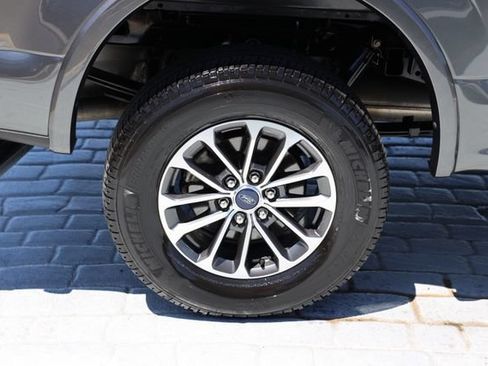 Used 2020 Ford F150 XLT w/ Equipment Group 302A Luxury AWD/4WD image 44